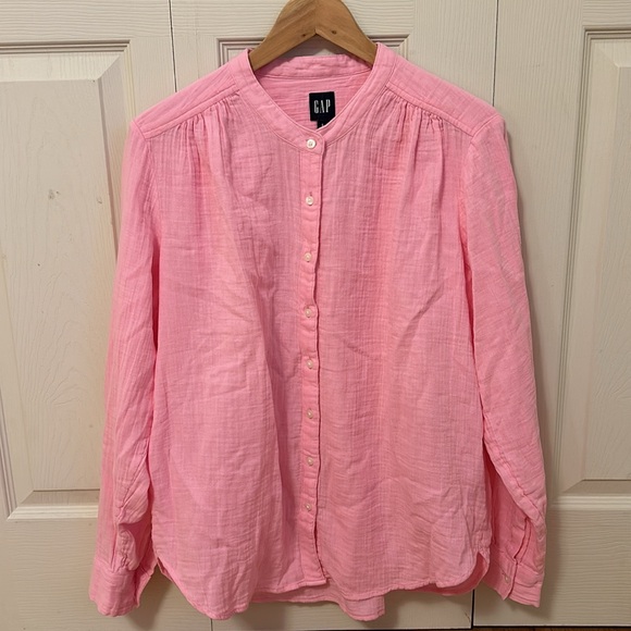 NWT Gap Barbie pink crinkle gauze button down shirt size Large - Picture 4 of 6